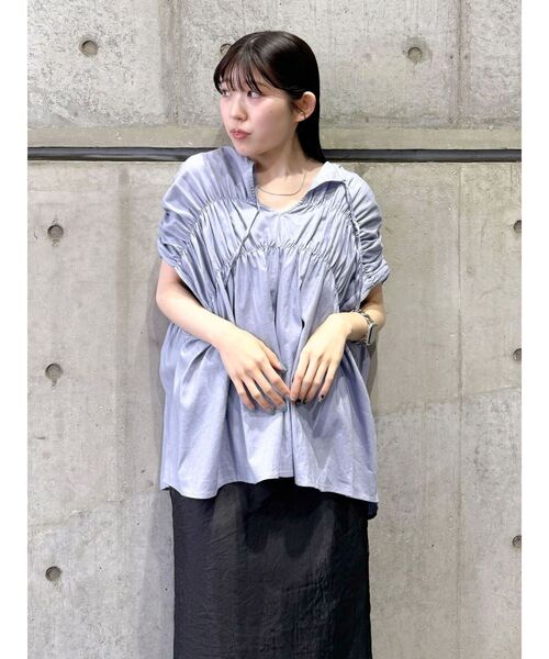 美品✨かぐれ ウエストギャザーブラウス　ノーカラー　リネン混　フリーサイズ 美品✨かぐれ ウエストギャザーブラウス ノーカラー リネン混