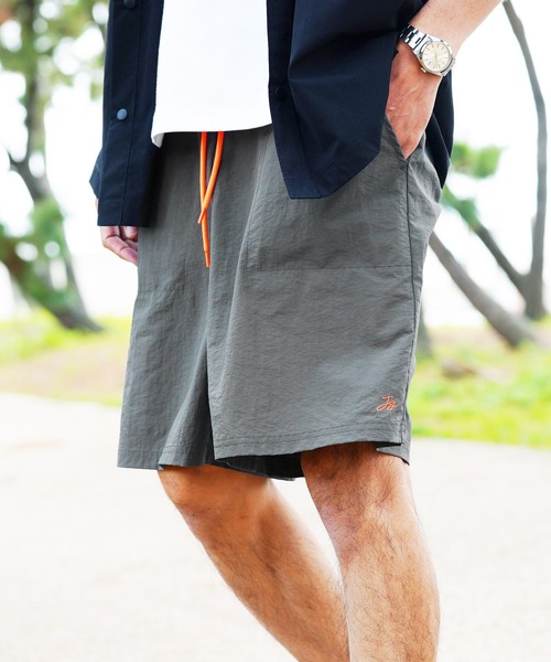 ハーフ・ショートパンツ LMC WIDE CARGO SHORTS beige 0LM24SHP103BEG JIGGYS SHOP パンツ ワイドシルエット カーゴ イージー ハーフ