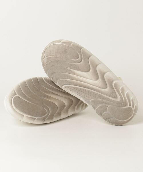 「UGG」 フラットサンダル 23.5cm ホワイト レディース_画像3