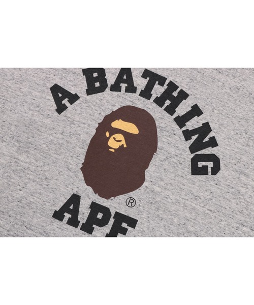 A BATHING APE（アベイシングエイプ） トレーナー COLLEGE RELAXED FIT