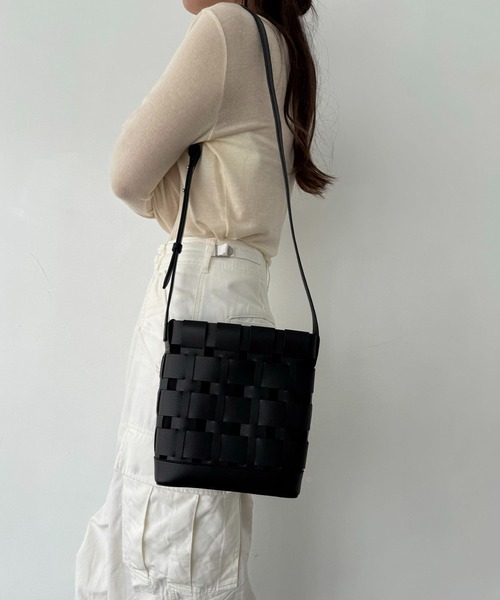 EFOLE ショルダーバッグ バッグ Mesh shoulder bag/メッシュ