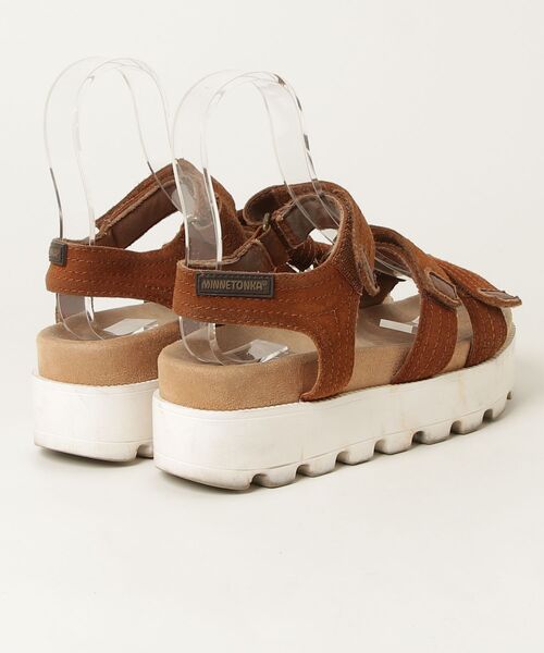 「Minnetonka」 フラットサンダル - ブラウン レディース_画像2