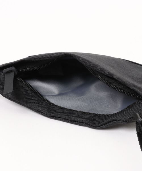 New Balance（ニューバランス） ウエストポーチ U Essential スリング