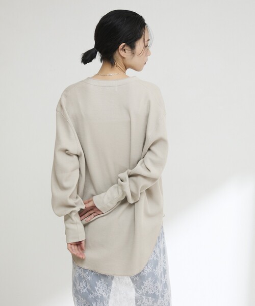 「AMERICANA」 長袖カットソー ONE SIZE ベージュ レディースの画像