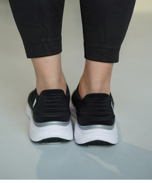 「PUMA」 スリッポン 23.0cm ブラック×ホワイト レディース_画像5