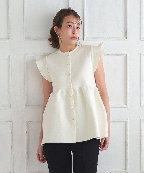 Donoban ミニフリルミラノベスト DONOBAN（ドノバン）の「ミニフリルミラノベスト（ベスト）」 - WEAR