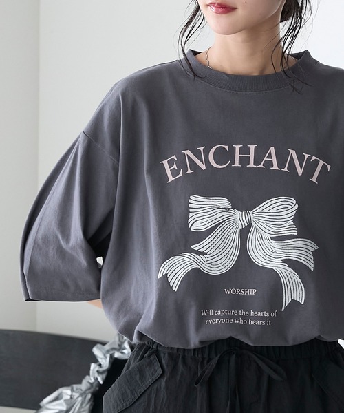 tシャツ 箔プリントロゴデザインプルオーバー レディース forksy. tシャツ 「forksy.」オーバーサイズリボン箔プリント