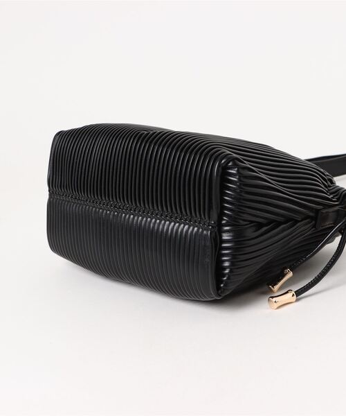 A.P.C. レディース ショルダーバッグ NINON MINI BAG Ninon ミニバッグ｜FEMME ｜A.P.C. | アーペーセー日本公式