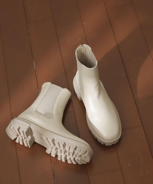 SENSE OF PLACE by URBAN RESEARCH ショートブーツ LARGE アイボリー