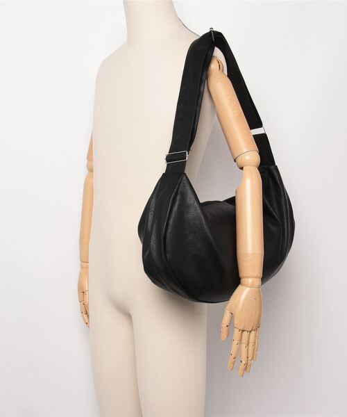 UNDERSTATEMENTs ショルダーバッグ 「ユニセックス」合皮レザー