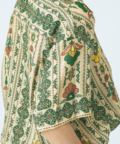 HLAADA for ROSEBUD｜花柄ラッフルブラウス HLAADA ブラウス シャツ (HLAADA for ROSEBUD)FLOWER LINE SHORT
