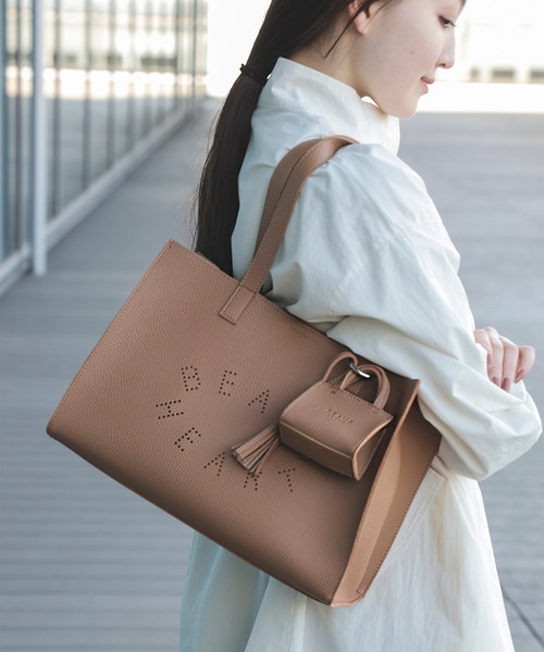 BEAMS HEART（ビームス ハート） トートバッグ パンチングロゴ