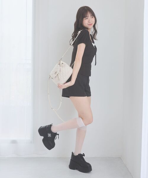 MAJESTIC LEGON（マジェスティックレゴン） スニーカー ロゴビジュー