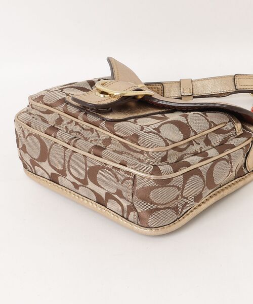 COACH ゴールド チェーンショルダーバッグ COACH（コーチ） ショルダーバッグ - ゴールド レディース : ZOZOTOWN