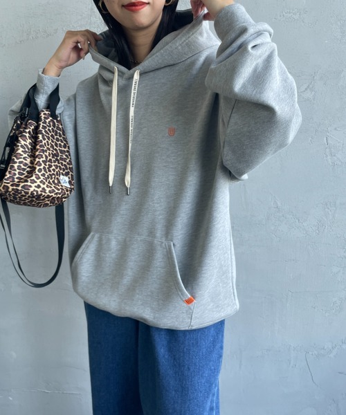 パーカー 「UNIVERSAL OVERALL/ユニバーサルオーバーオール」 別注 ワンポイントロゴ刺繍 スウェットパーカー レディース メンズ