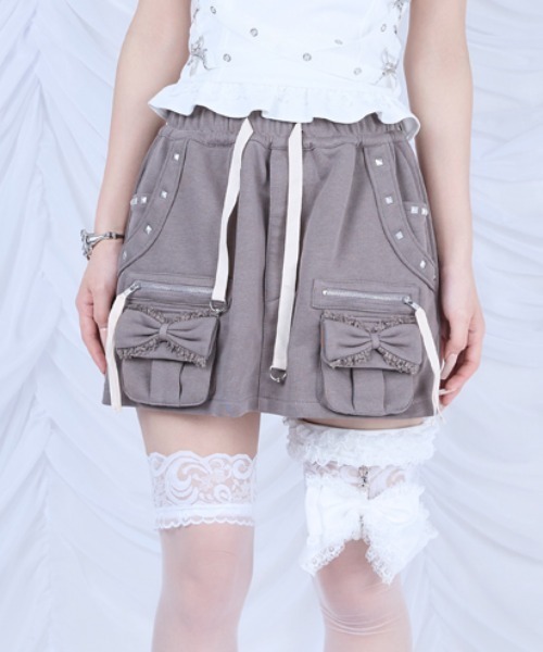 Ribbon pocket studded sweat skirt Ribbon pocket studded sweat