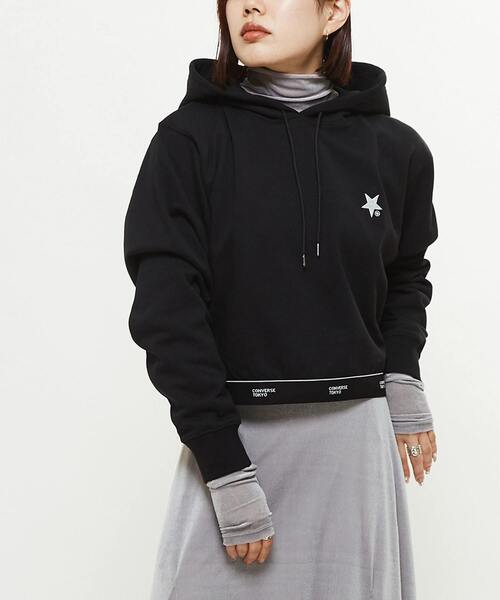 パーカー LOGO HEM SHORT HOODIE レディース