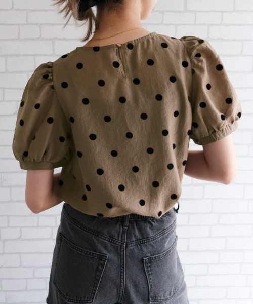 うさとのトップス　茶系　パフスリーブ セール】《5color/S-LLsiza》カットジャカードパフスリーブ