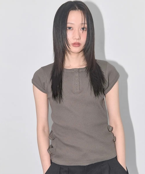 tシャツ A'GEM/9 × .kom 「 FANCY CLUB/ファンシークラブ」 SIDE BUCKLE RIBBED TEE/サイドバックル リ FANCY CLUB tシャツ A'GEM/9 × .kom 「 CLUB/ファンシークラブ