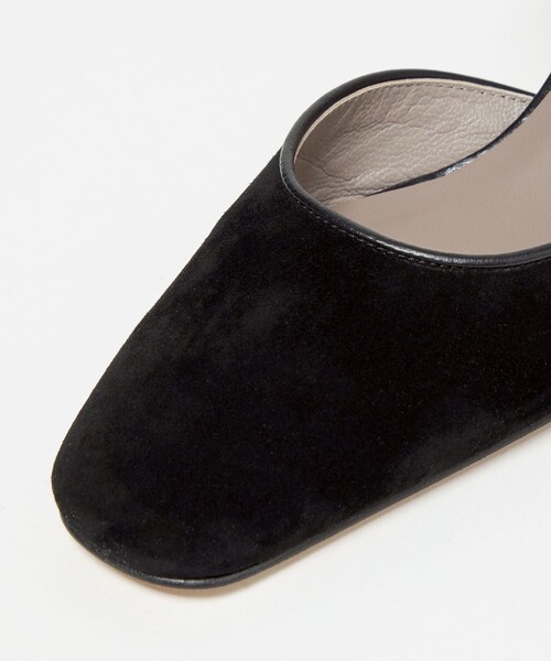 ODETTE E ODILE（オデット エ オディール） パンプス スクエア