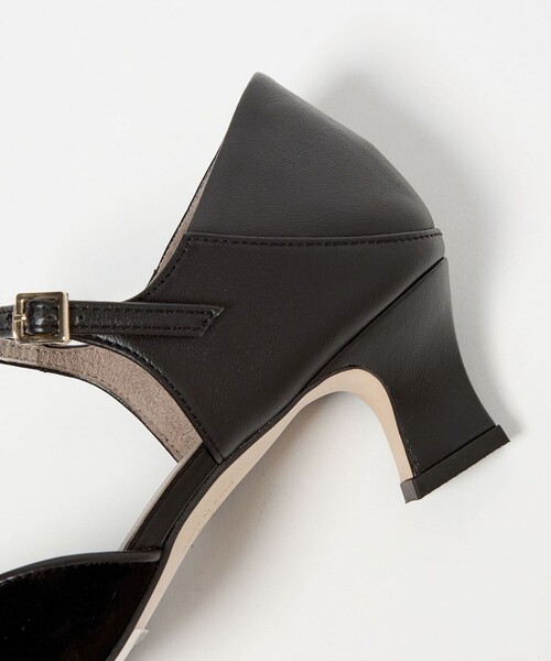 ODETTE E ODILE（オデット エ オディール） パンプス スクエア