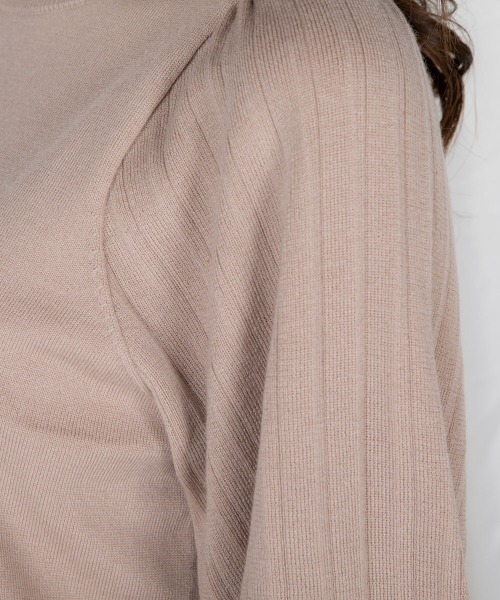 「QUEENS COURT」 長袖ニット M ベージュ レディース_画像2