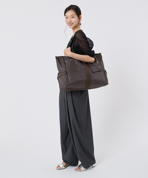 LeSportsac（レスポートサック） トートバッグ 大きめ 「Essential