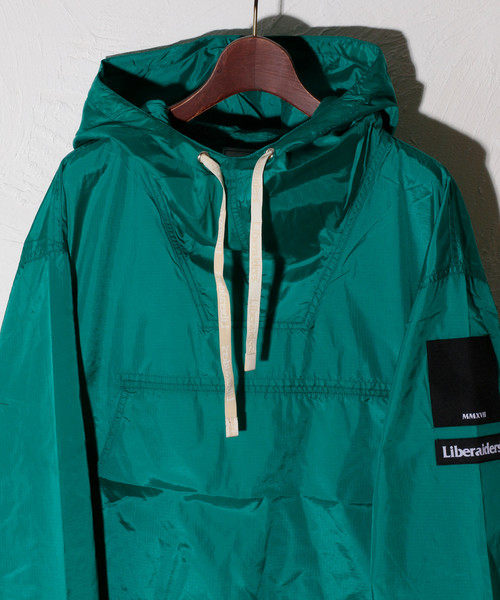 Liberaiders（リベレイダース） マウンテンパーカー ウインド