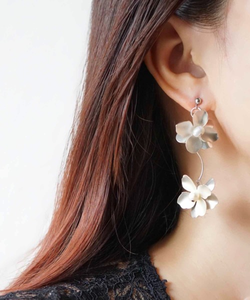 CERCA ピアス jolie minette/マットシルバー フラワー デザイン