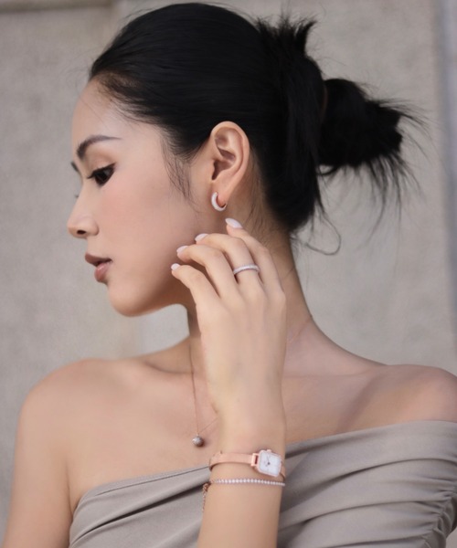 Daniel Wellington ピアス PAVE CRYSTAL PENDANT EARRING