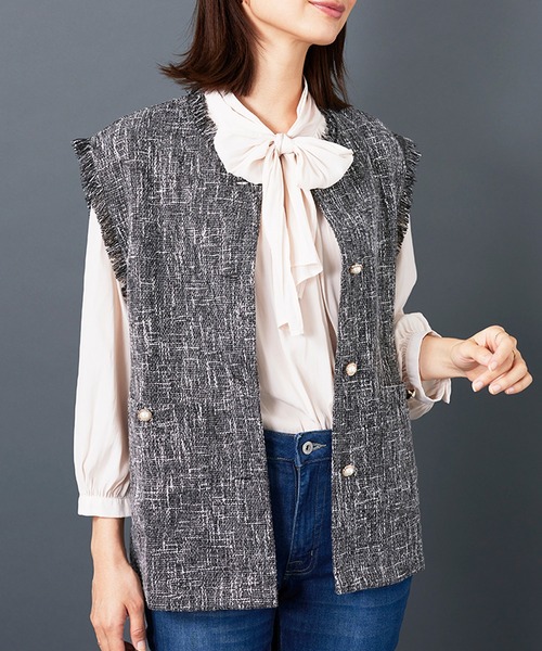 【イエナ】美品 23AW パール ツイード ジレ ベスト 尾州生地 コクーン BELLUNA PLUS（ベルーナプラス） ベスト ジレ ツイード調パールボタン
