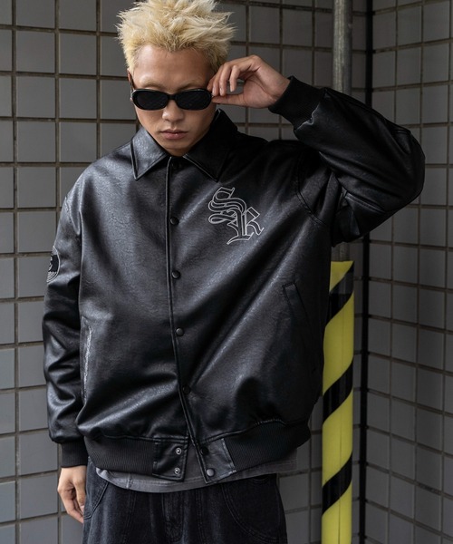 Vintage blackスタジャン 短丈 牛革レザー 48ca2f978fe1a4b4b55096ebdaadb0