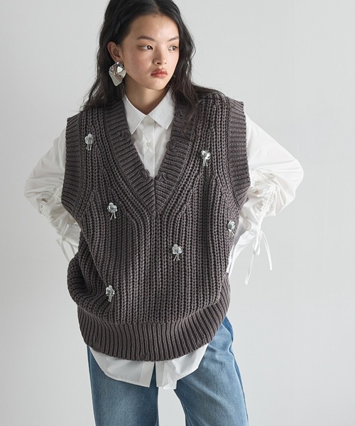 THE Yon ベスト ジレ スパンコールビジューダメージ二ットベスト