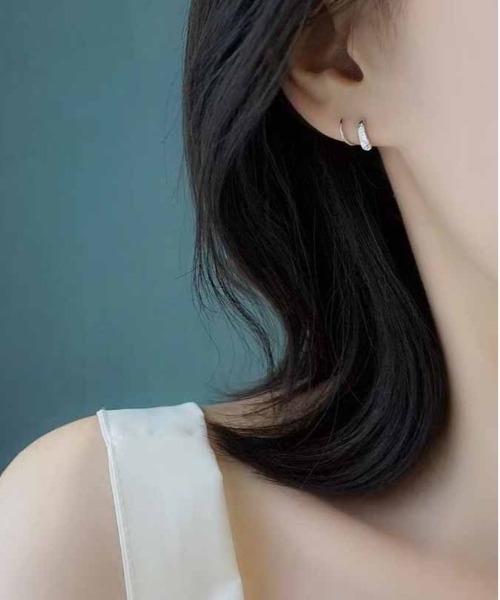 036A☆【高品質✨】2連風フープピアス　シルバー　小粒ストーン　シンプル　上品 ALWAYS GOOD TIME ピアス 「Silver925刻印入り」金属アレルギー