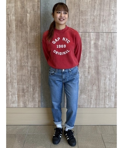 ジーンズ デニム デニムパンツ ミッドライズ ガールフレンドデニム レディースの画像