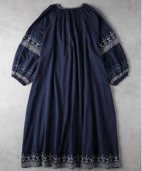 Right-on（ライトオン） シャツワンピース 「HONEYSUCKLE ROSE」刺繍