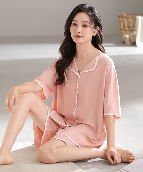 クーリング パジャマ 女性用_ライアン&チュンシク パジャマ 韓国 KAKAO FRIENDS(カカオフレンズ) - 海外通販のBUYMA