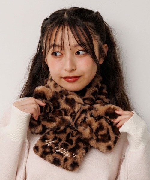 ミナペルホネン　シックで大人可愛いラビットエコファーマフラー　希少生地使用❣️ mina perhonen 24AW 〉 muschio 