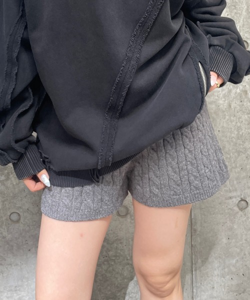 Roger&Raw（ロジャーアンドロウ） パンツ ケーブル編みニットショート
