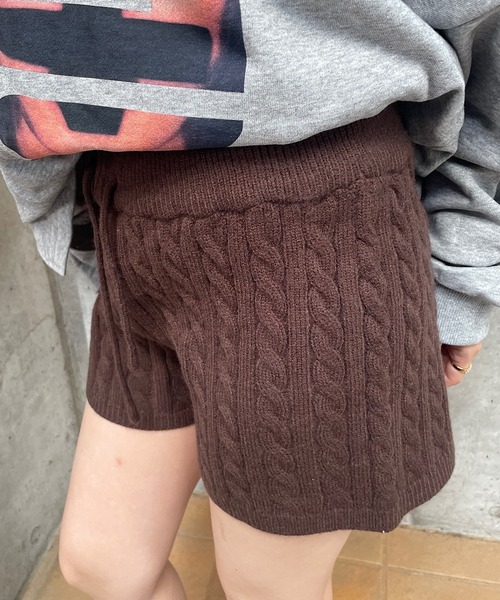 Roger&Raw（ロジャーアンドロウ） パンツ ケーブル編みニットショート
