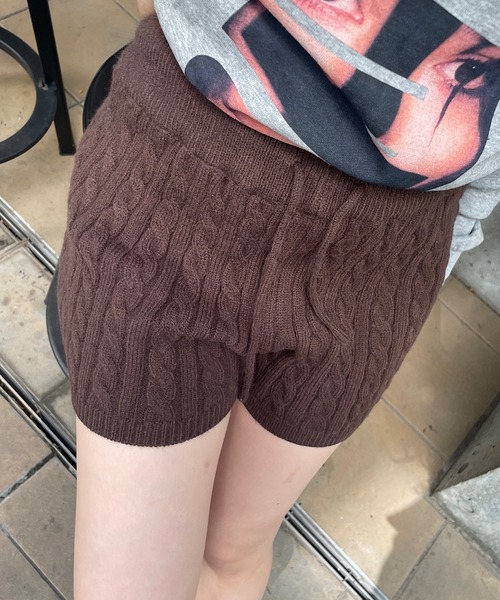 ローゲージニットショートパンツ Roger&Raw（ロジャーアンドロウ） パンツ ケーブル編みニットショート