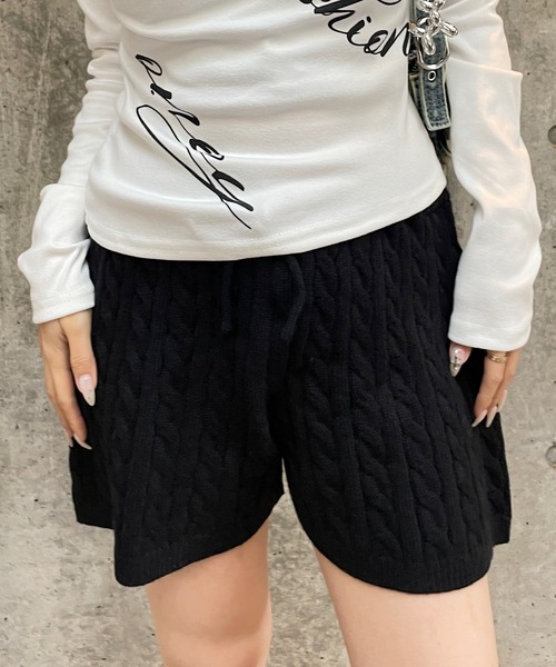 Roger&Raw（ロジャーアンドロウ） パンツ ケーブル編みニットショート