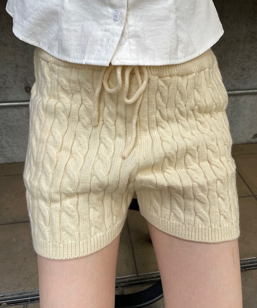 Roger&Raw（ロジャーアンドロウ） パンツ ケーブル編みニットショート