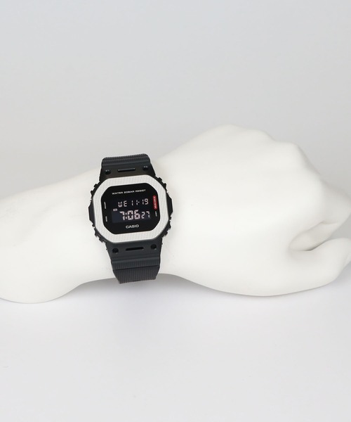 G-SHOCK 腕時計 メタルベゼル / インダストリアルデザイン GM-5600BM