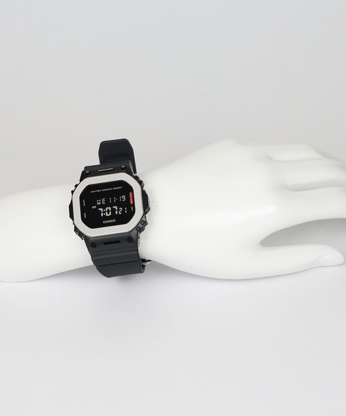 G-SHOCK 腕時計 メタルベゼル / インダストリアルデザイン GM-5600BM
