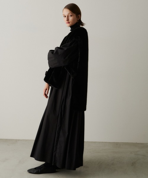 「PERNA」 長袖ワンピース MEDIUM ブラック レディースの画像