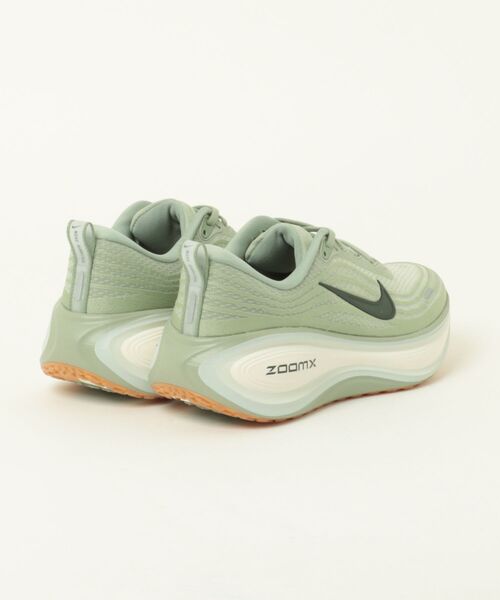 NIKE（ナイキ） スニーカー VOMERO PLUS ズーム ボメロ プラス MHV8150