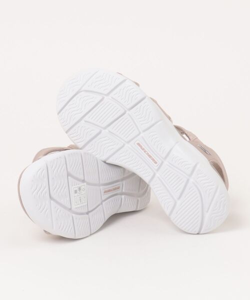 SKECHERS（スケッチャーズ） 厚底 サンダル SWIFT FIT スウィフト