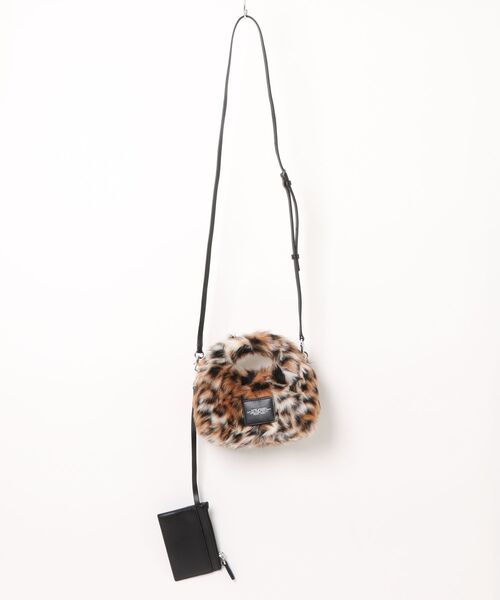 MARC JACOBS（マーク・ジェイコブス） ポーチ THE LEOPARD FUR MICRO