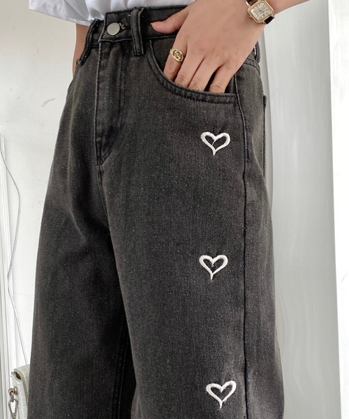 DIAVEL ジーンズ デニム デニムパンツ ハート刺繍デニムパンツ DIAVEL ジーンズ デニム デニムパンツ ハート刺繍デニムパンツ